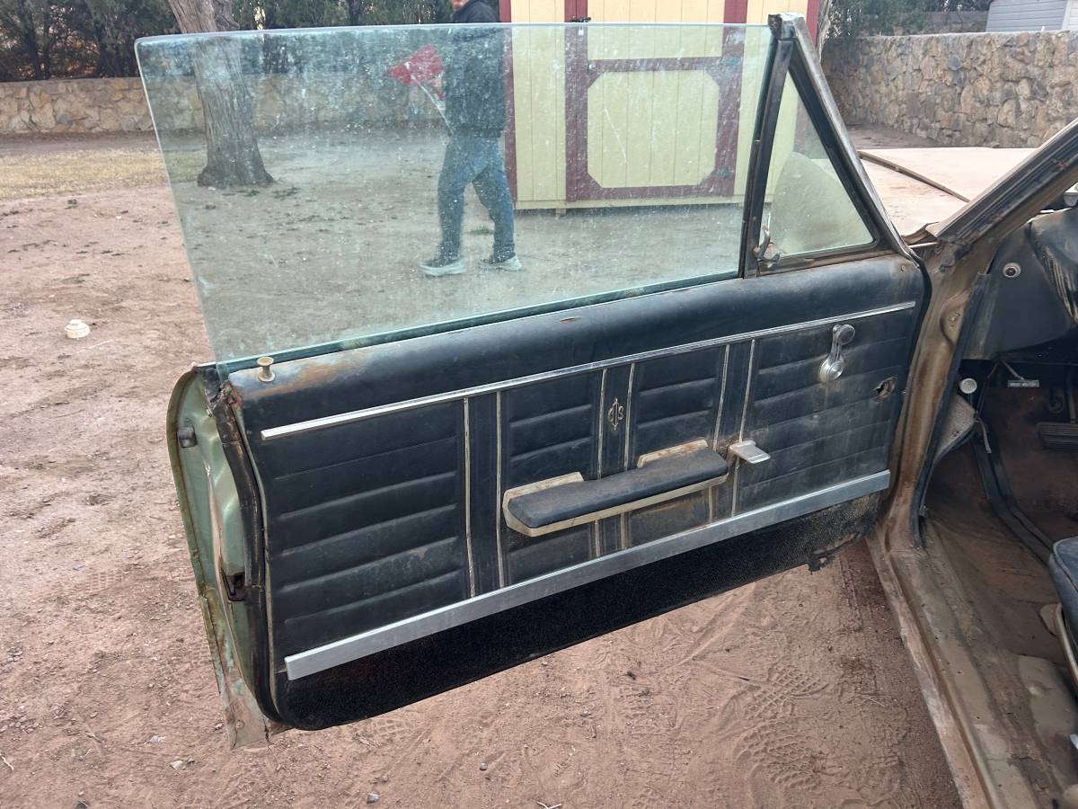 Oldsmobile-cutlass-1966