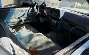 Oldsmobile-cutlass-1978-black-4