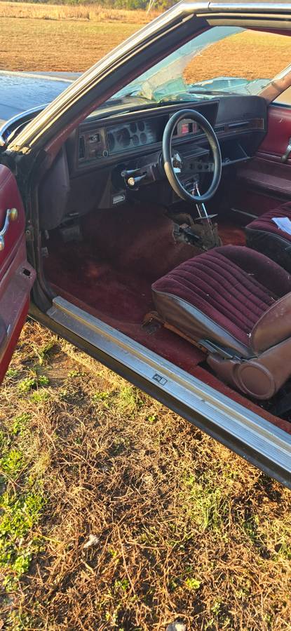 Oldsmobile-cutlass-1979-black-6