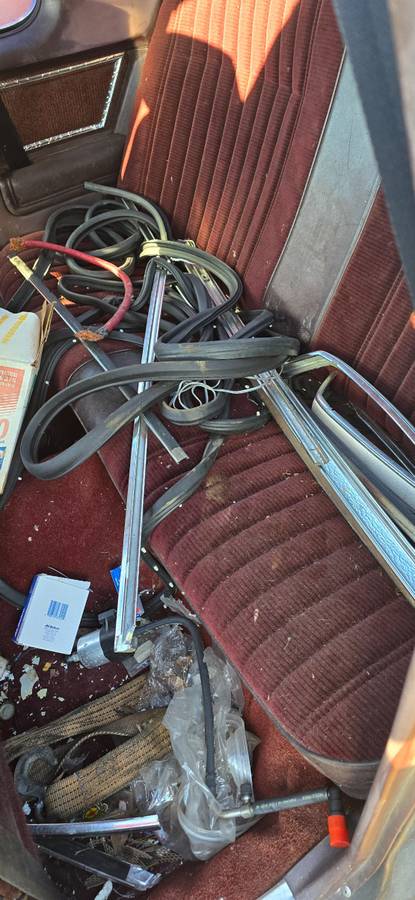 Oldsmobile-cutlass-1979-black-8