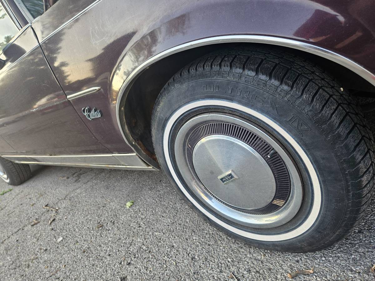 Oldsmobile-cutlass-1980-purple-15