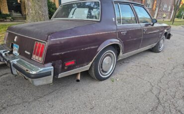 Oldsmobile-cutlass-1980-purple-3