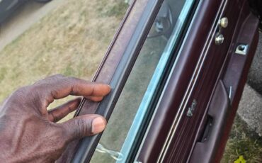 Oldsmobile-cutlass-1980-purple-5