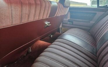 Oldsmobile-cutlass-1980-purple-8