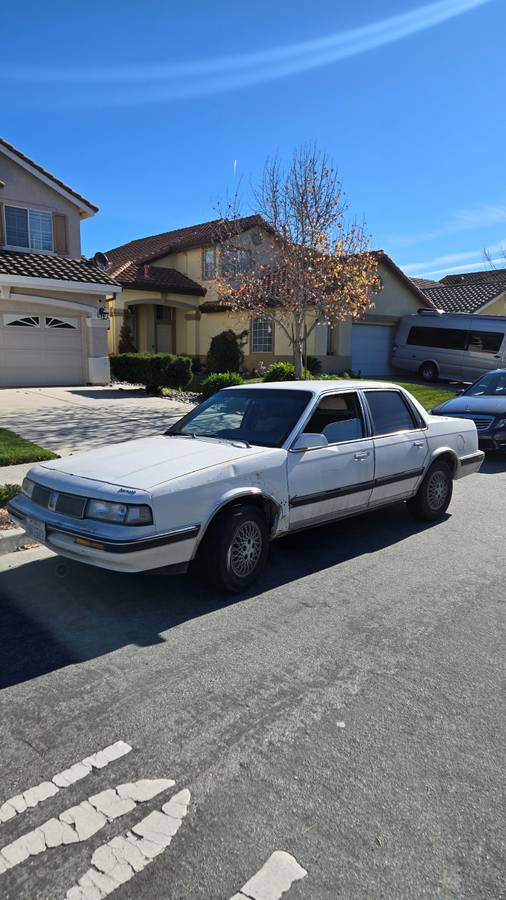 Oldsmobile-cutlass-1989-4