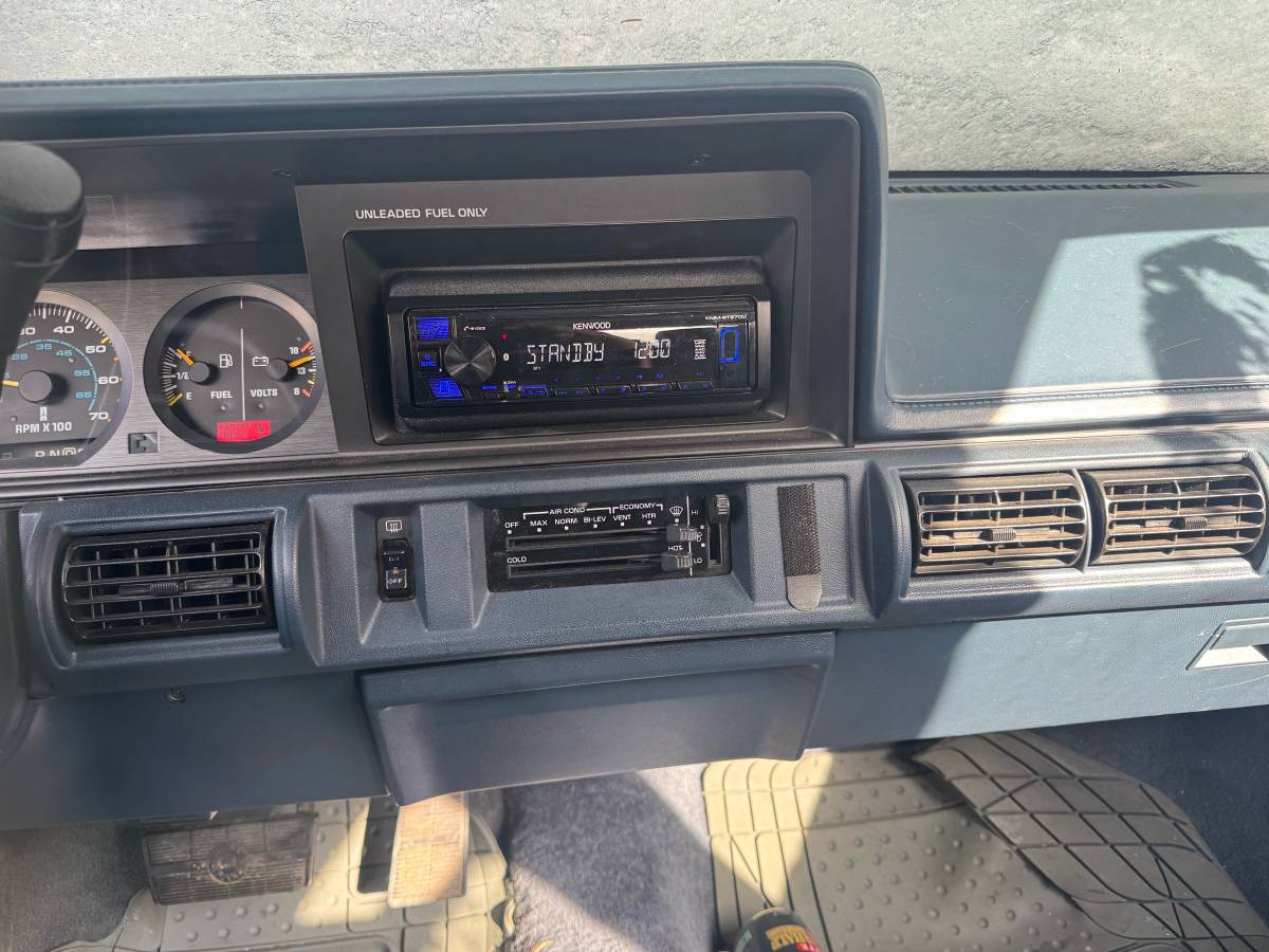 Oldsmobile-cutlass-1992-blue-1