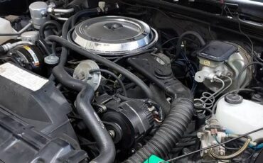 Oldsmobile-cutlass-calais-1983-black-11