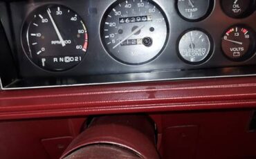 Oldsmobile-cutlass-calais-1983-black