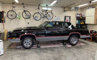 Oldsmobile-cutlass-calais-1983-black-8