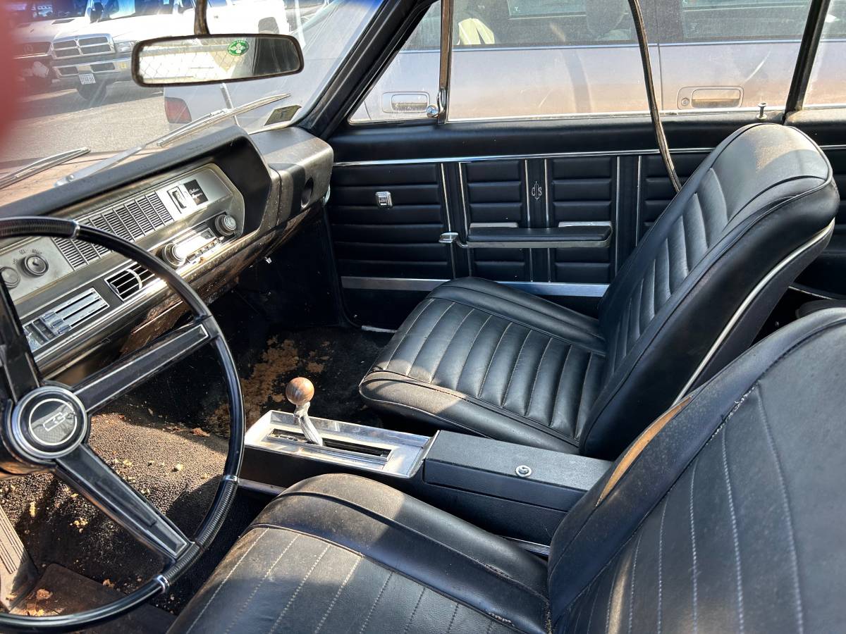 Oldsmobile-cutlass-supreme-1967-brown-5