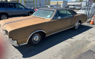 Oldsmobile-cutlass-supreme-1967-brown-6