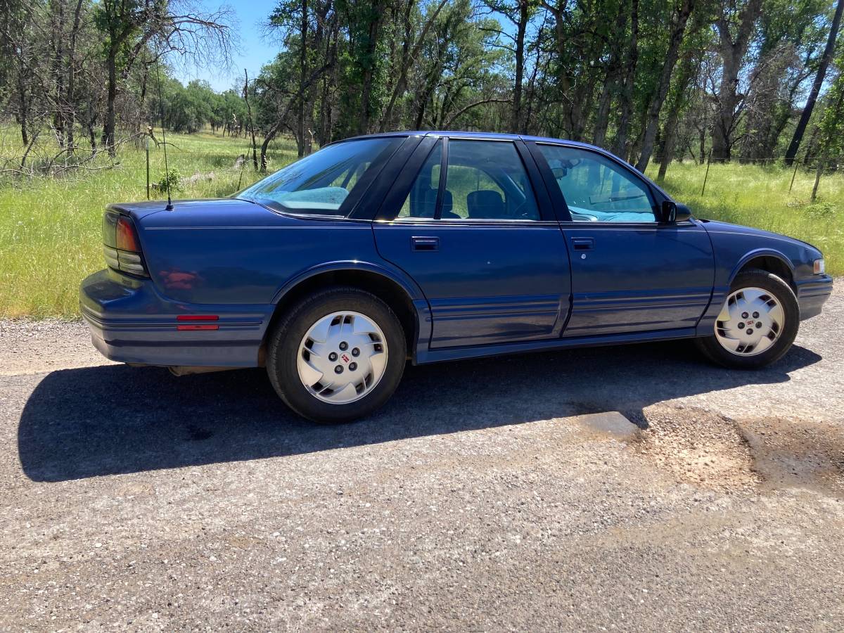 Oldsmobile-cutlass-supreme-1996-3