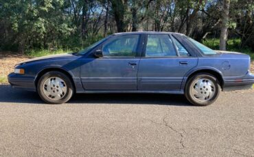 Oldsmobile-cutlass-supreme-1996