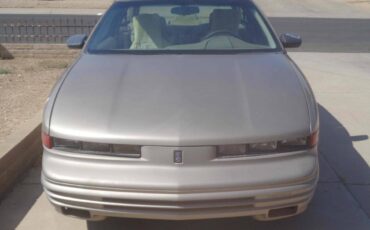 Oldsmobile-cutlass-supreme-1996