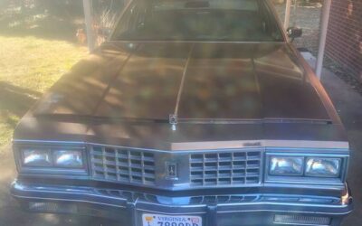 Oldsmobile delta 88 royale brougham 1985