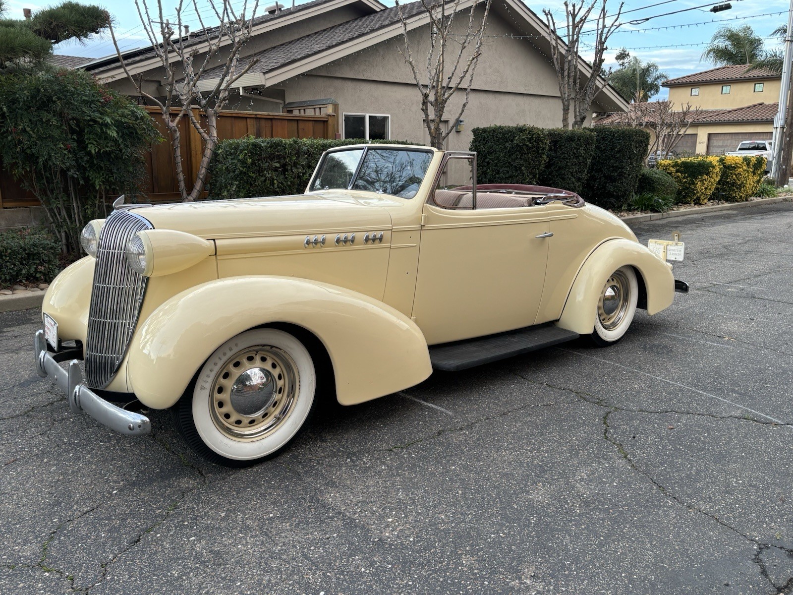 Oldsmobile-f36-convertible-1936-Convertible-1