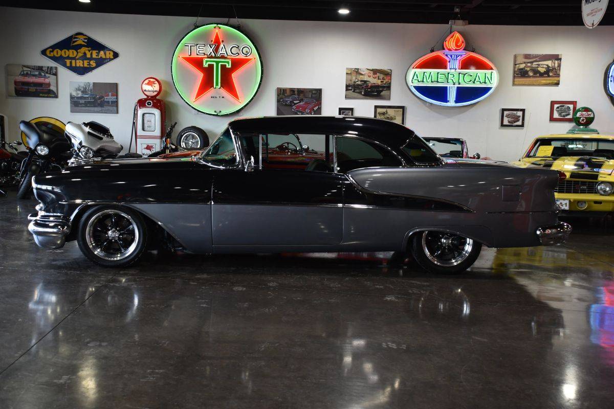 Oldsmobile-holiday-88-1955-black-1