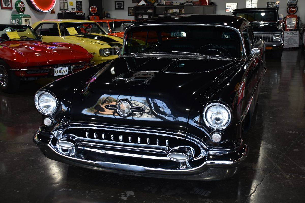 Oldsmobile-holiday-88-1955-black-23