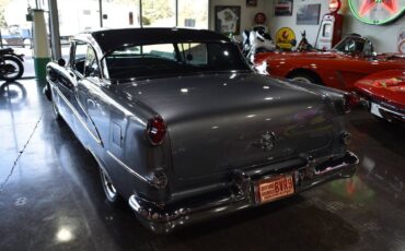 Oldsmobile-holiday-88-1955-black-3