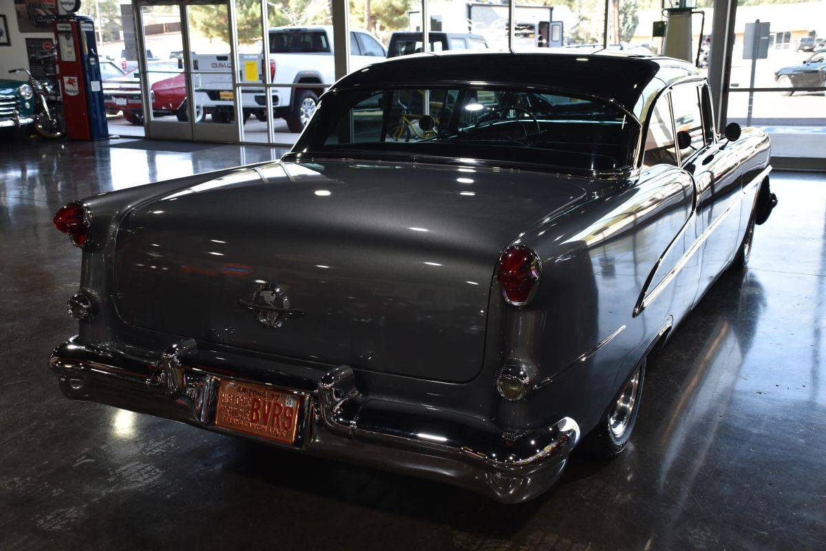 Oldsmobile-holiday-88-1955-black-4