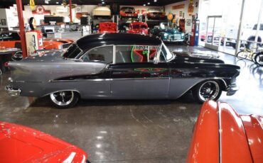 Oldsmobile-holiday-88-1955-black-7