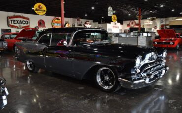 Oldsmobile-holiday-88-1955-black-8