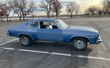 Oldsmobile-omega-1973-blue-2