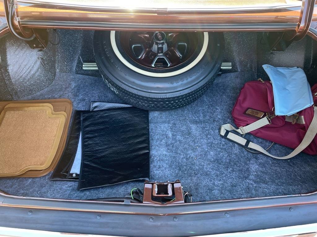 Oldsmobile-restomod-ls3-1973-brown-261