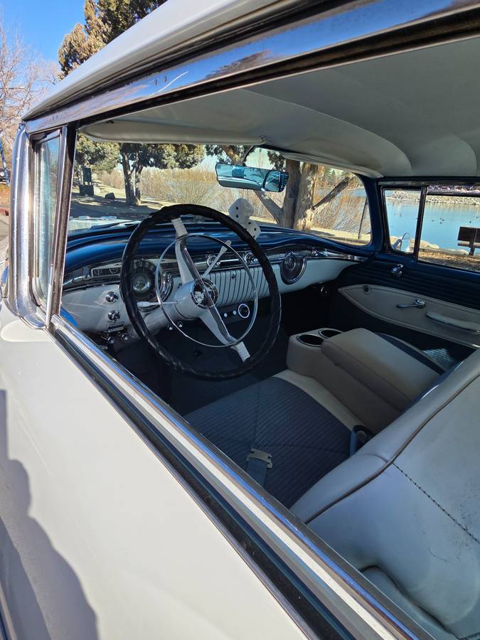 Oldsmobile-super-88-1955-17