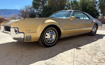 Oldsmobile-toronado-1966-custom-1