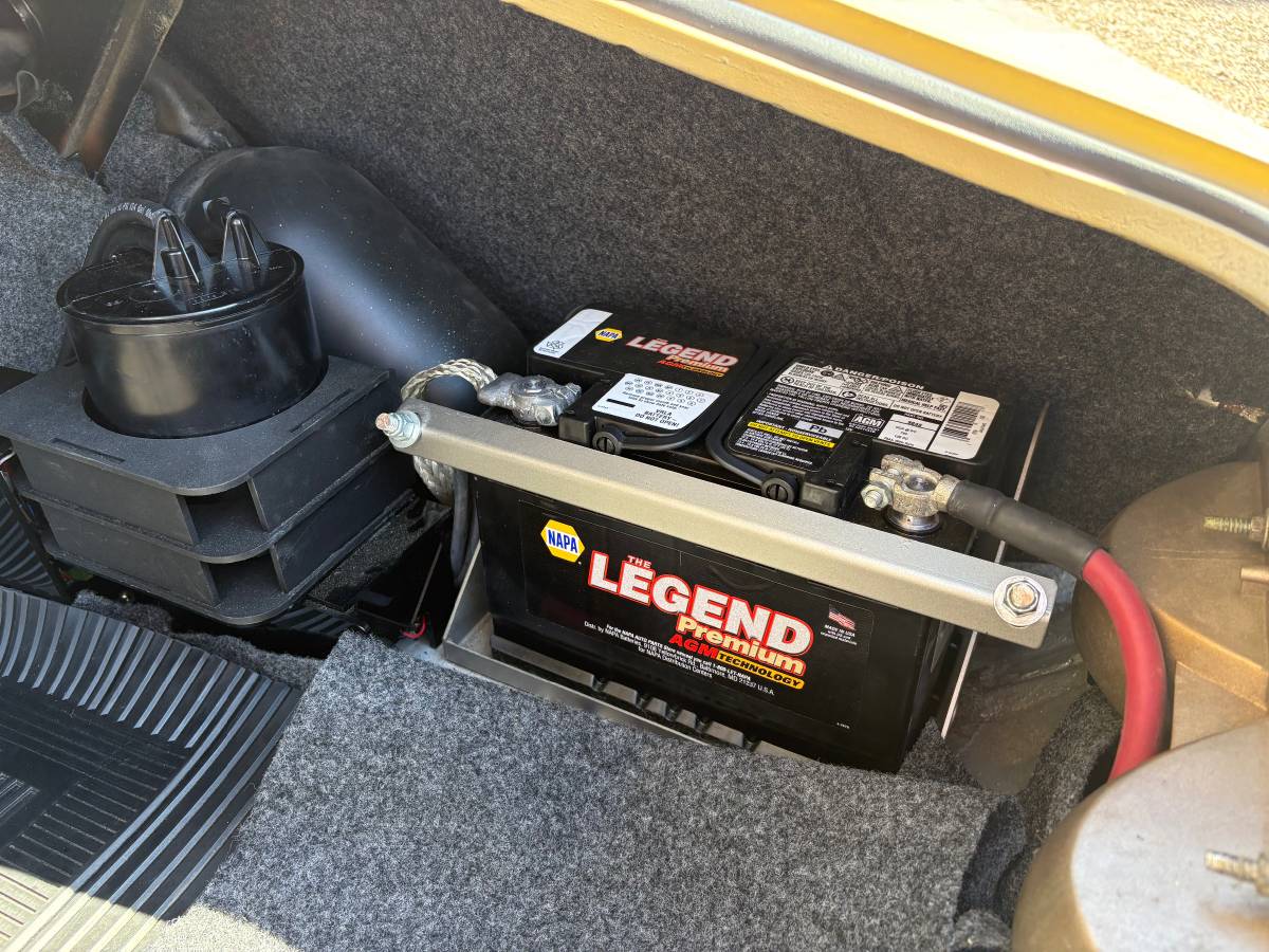 Oldsmobile-toronado-1966-custom-12