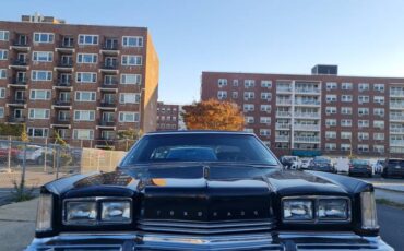 Oldsmobile-toronado-1976-black-2