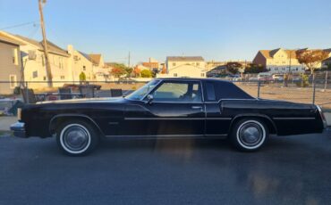 Oldsmobile-toronado-1976-black-4
