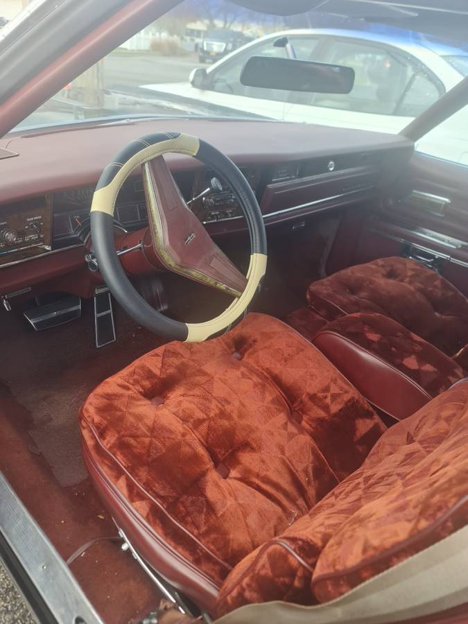 Oldsmobile-toronado-1976-black-6