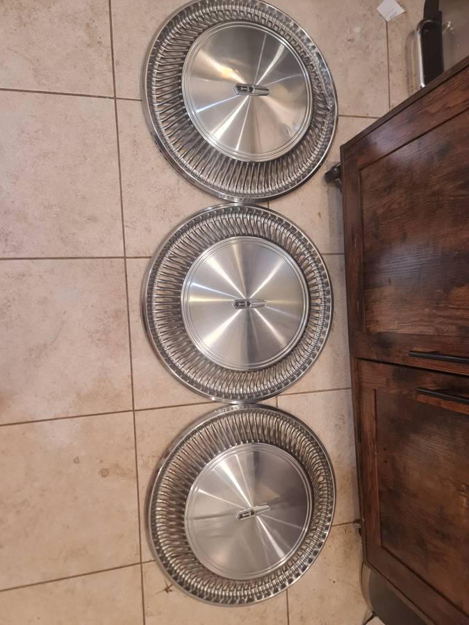 Oldsmobile-toronado-1976-black-9