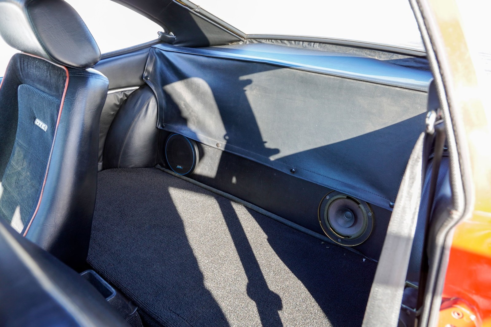 Opel-GT-1973-Coupe-13