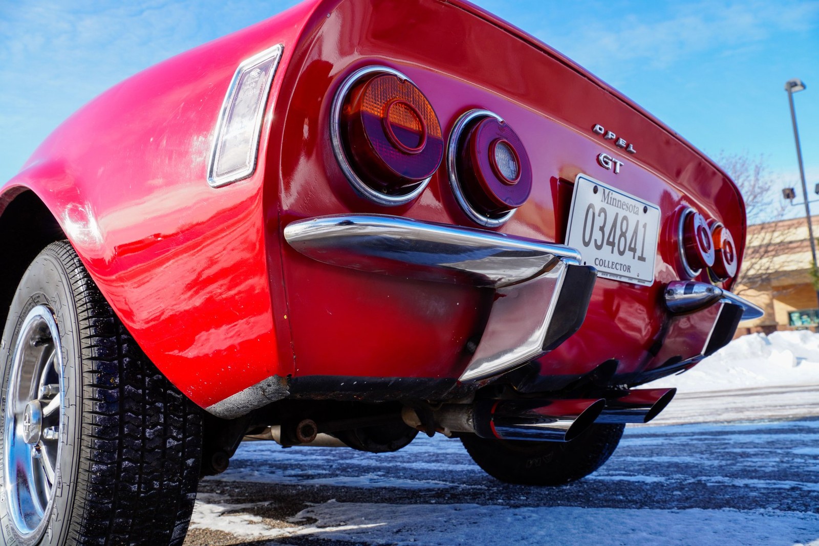 Opel-GT-1973-Coupe-28