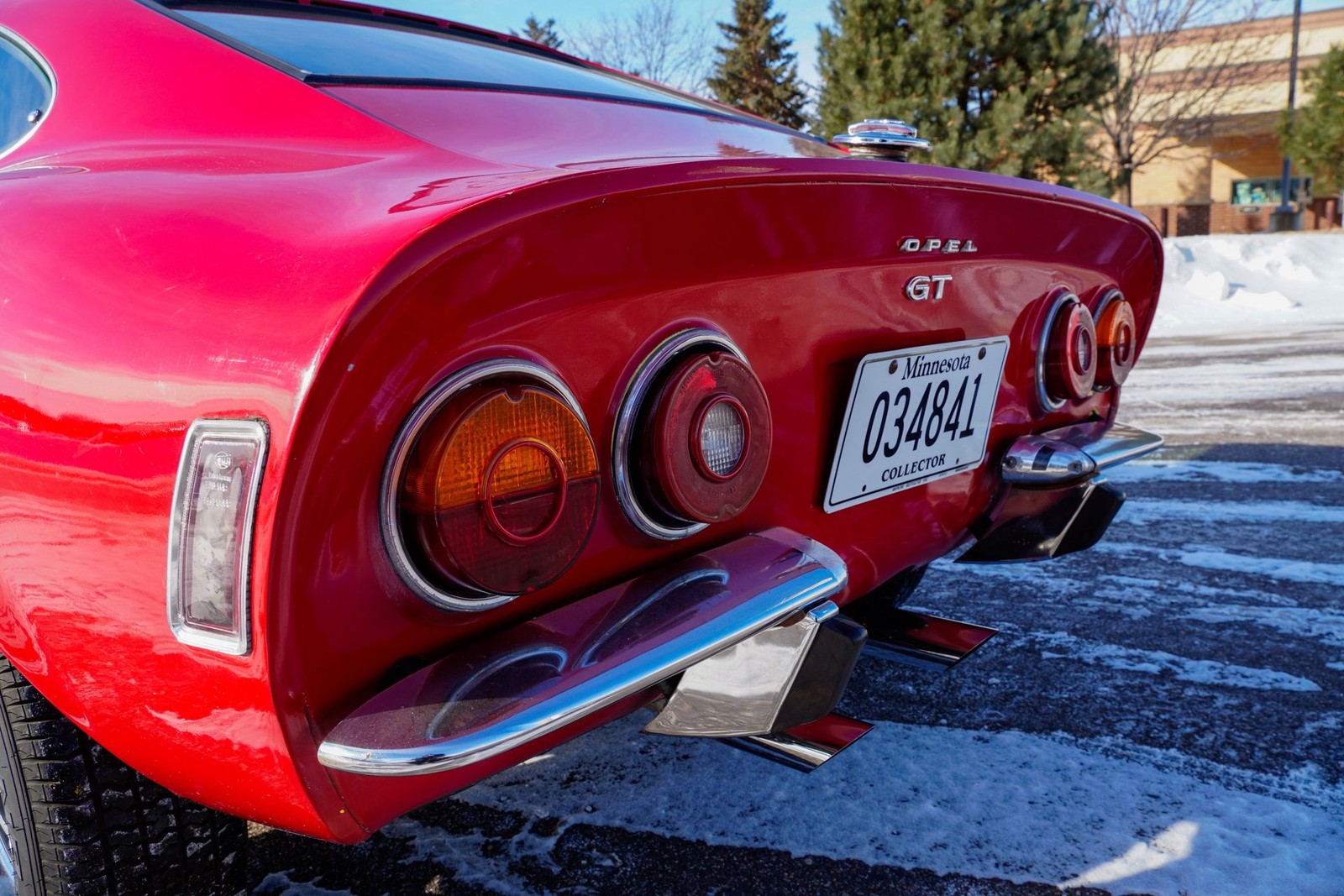 Opel-GT-1973-Coupe-29