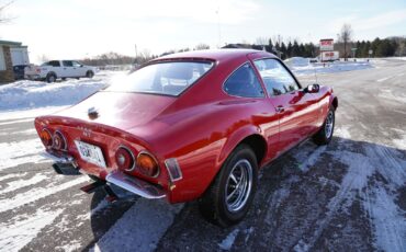 Opel-GT-1973-Coupe-3