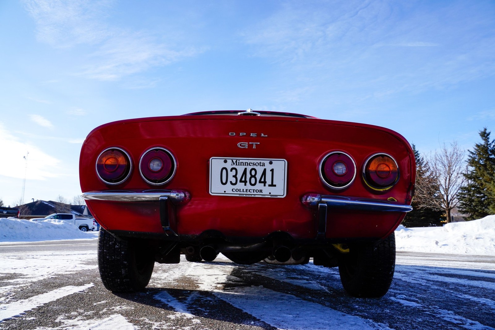 Opel-GT-1973-Coupe-32