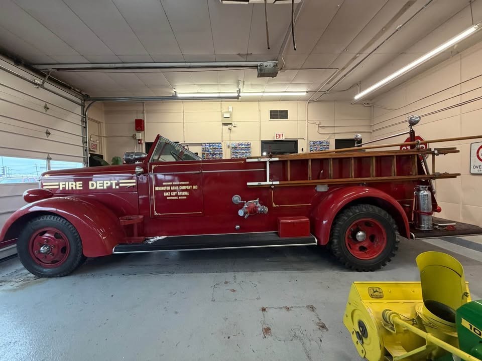 Other-Makes-International-1941-Utility-1