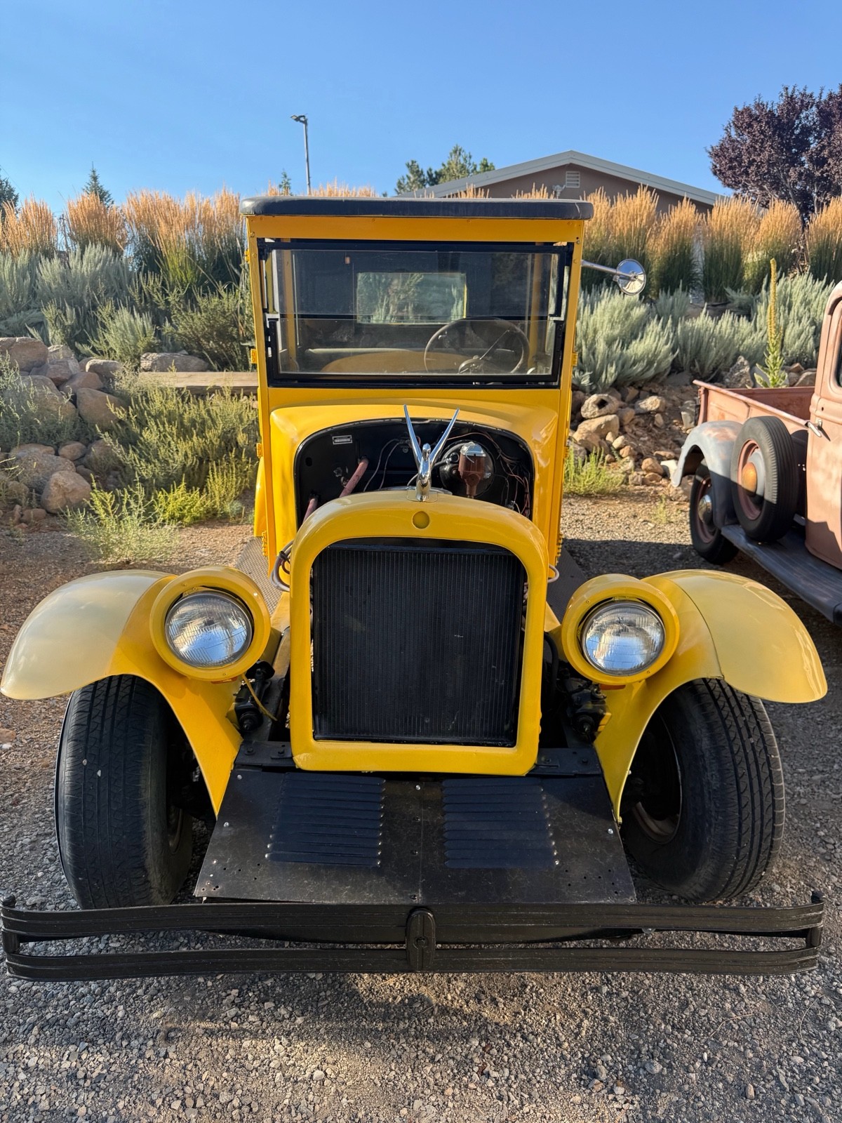 Other-Makes-graham-Yellow-Flatbed-1925-11