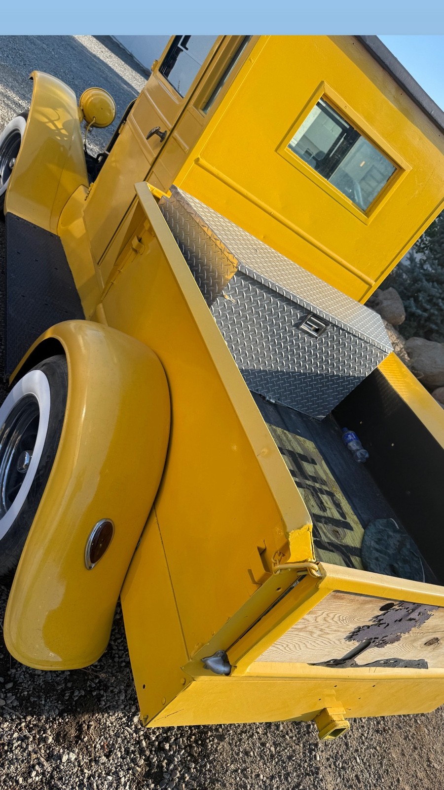 Other-Makes-graham-Yellow-Flatbed-1925-9