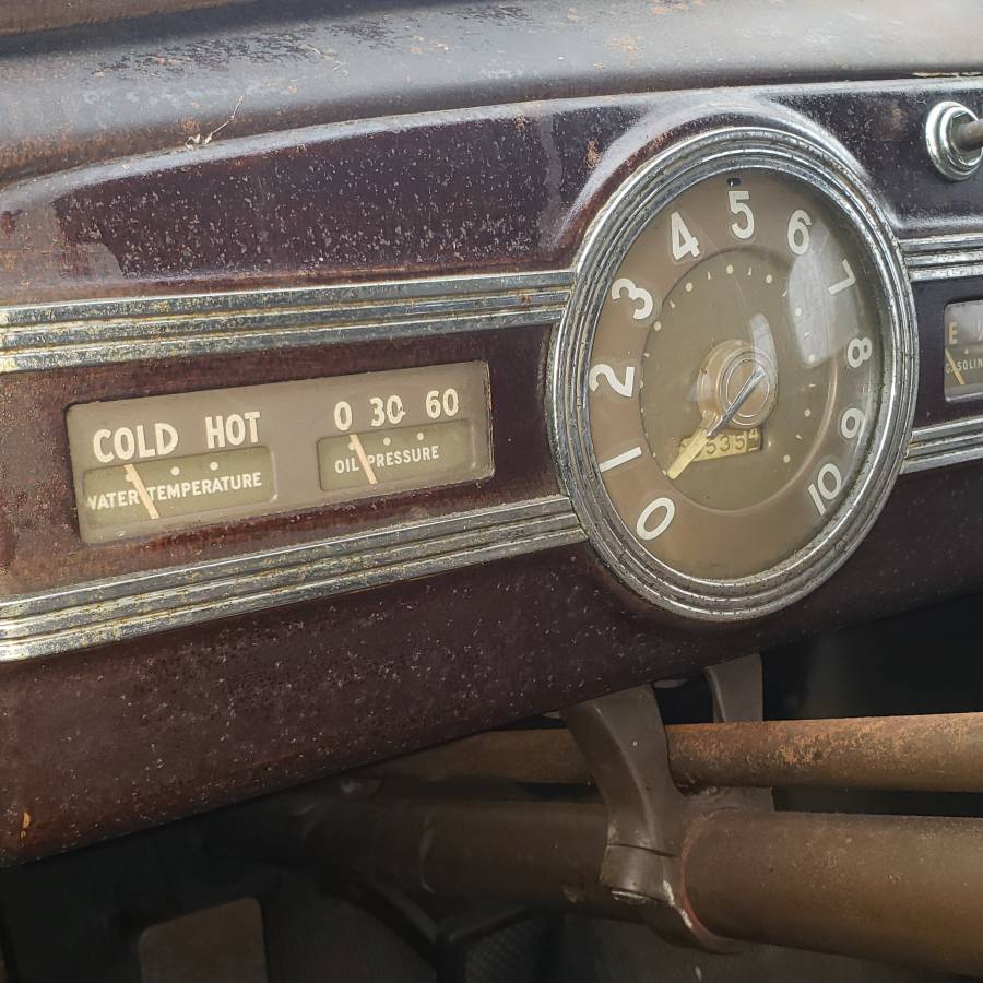 Packard-110-1940-black-3