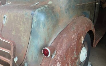 Packard-130c-2-door-Touring-Coupe-1937-Coupe-11