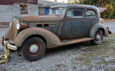 Packard-130c-2-door-Touring-Coupe-1937-Coupe-12