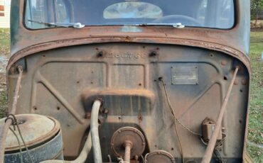 Packard-130c-2-door-Touring-Coupe-1937-Coupe-2