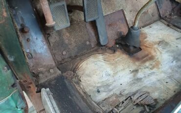 Packard-130c-2-door-Touring-Coupe-1937-Coupe-6