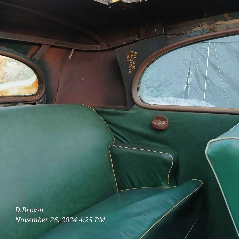 Packard-130c-2-door-Touring-Coupe-1937-Coupe-9