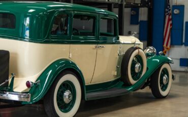 Packard-1932-4-Door-Sedan-26